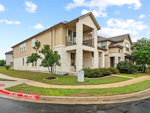 2nd image of 266 Diamond Point Dr