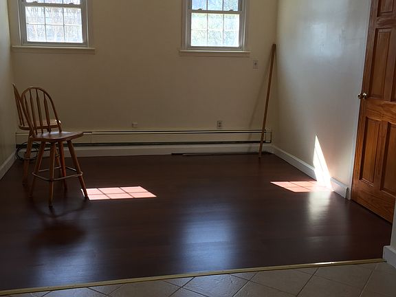 2nd image of 19 Jamar Ln