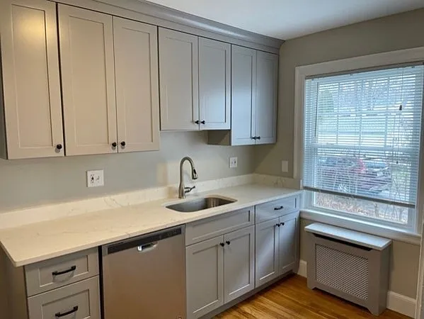 16 Farrell St #1
