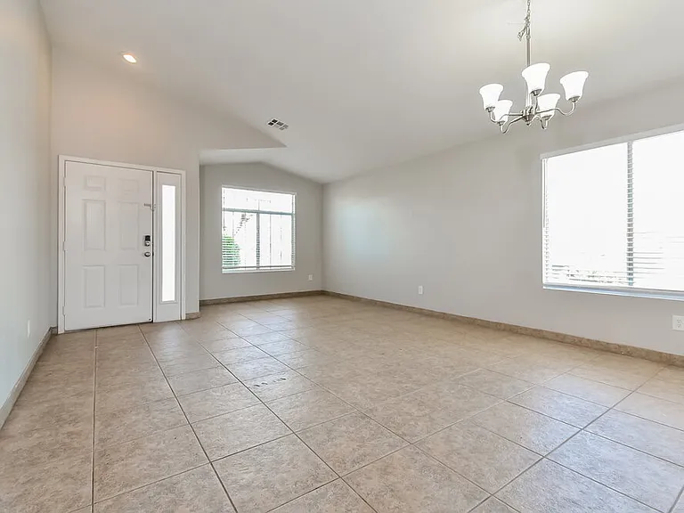 2401 Cypress Island Ct — Photo 6