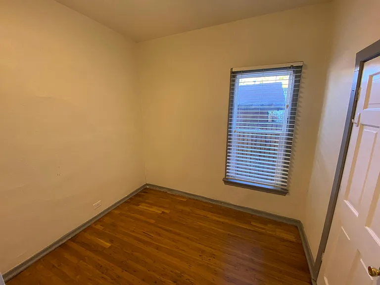 2340 Eliot St — Photo 6