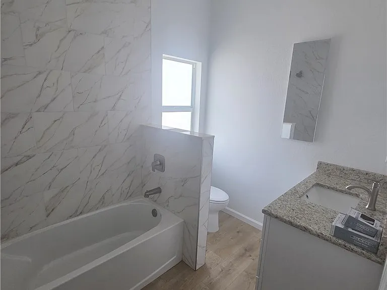 2507 53rd St SW — Photo 7
