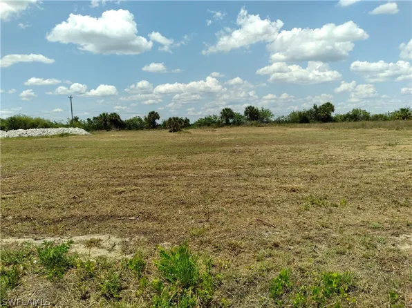 7870 10th Pl, Labelle, FL 33935