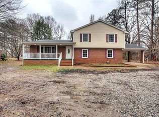 2701 Kingsdale Rd, North Chesterfield, VA 23237