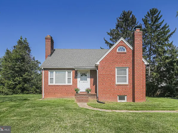 6226 Long Meadow Dr, Sykesville, MD 21784