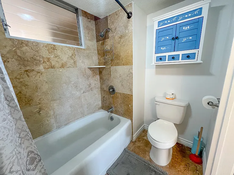 2355 Ala Wai Blvd #503 — Photo 14