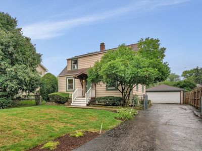136 83rd St, Willowbrook, IL, 60527