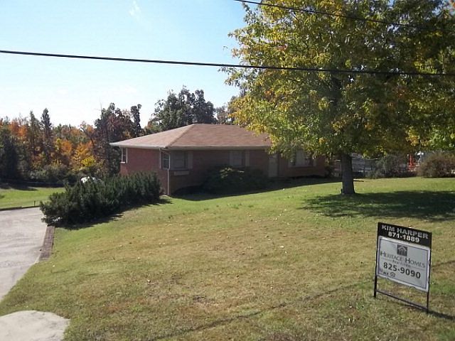 1st image of 1309 Eastview Dr