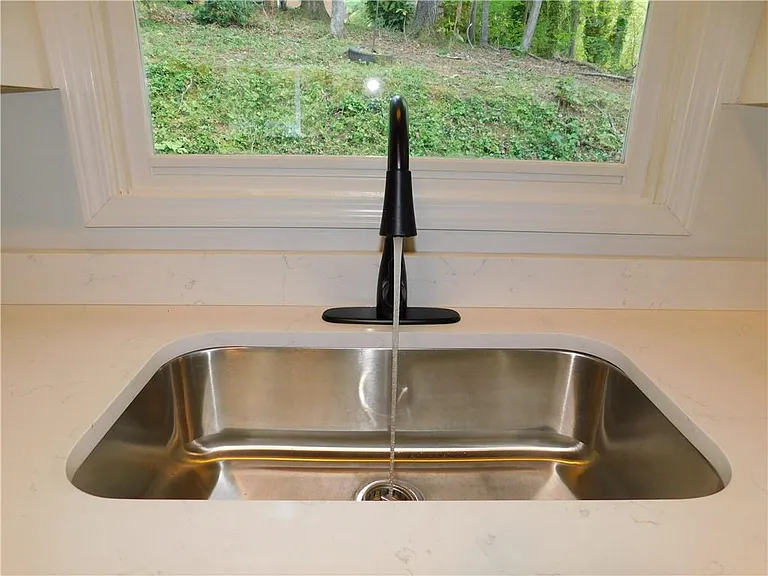 183 Laurel Heights Dr — Photo 7