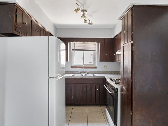 4th image of 668 Clyde Ave APT 2N