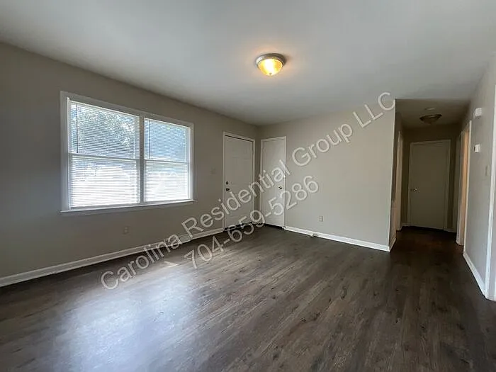 2 bed, 1.0 bath, 800 sqft, $1,125 — Photo 4