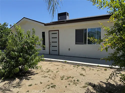7120 1/2 Quartz Ave Photo 1