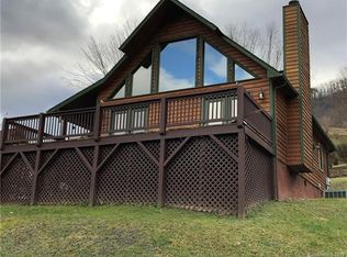74 Appalachian Trl, Maggie Valley, NC 28751