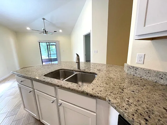 1295 Fuji Dr — Photo 10