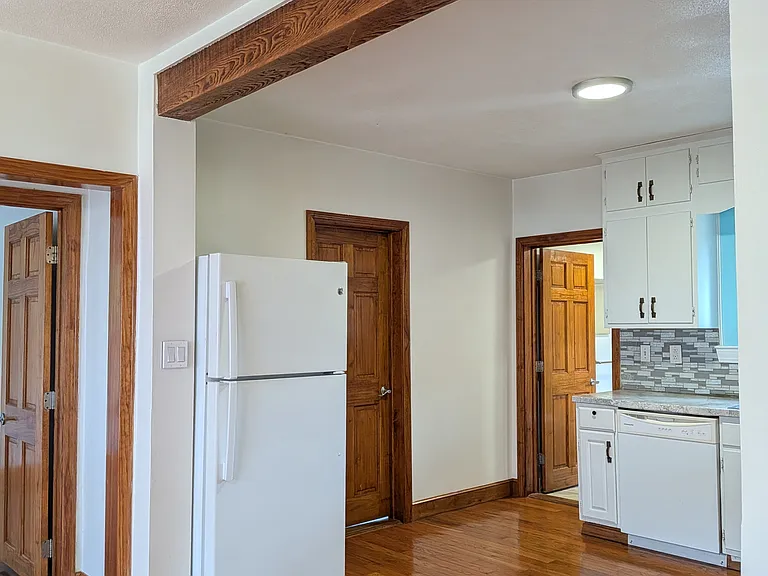1291 Main St #1 — Photo 11