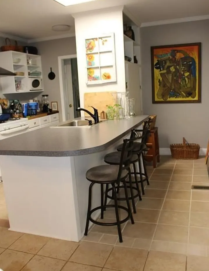 6 bed, 2100 sqft, $725 — Photo 4