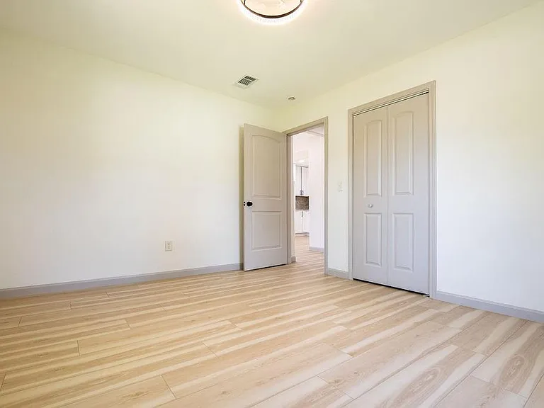 58 Hybiscus Ct — Photo 12