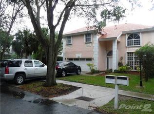 10225 Panama St, Hollywood, FL 33026