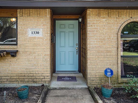 5th image of 1330 Carnation Dr