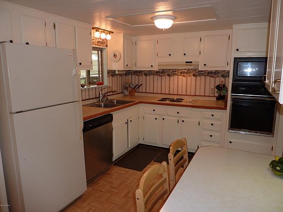 3rd image of 5712 W Diamond K St #6