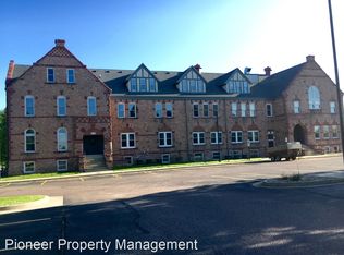 104 N Krohn Pl #1776720, Sioux Falls, SD 57103