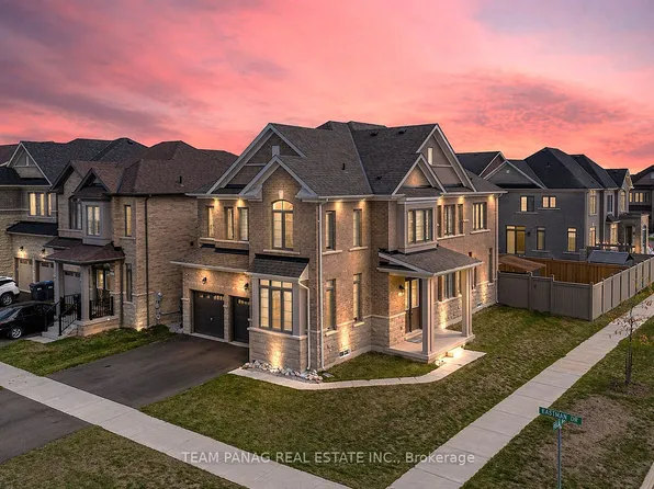 41 Peak Dr, Brampton, ON L6X 0J8