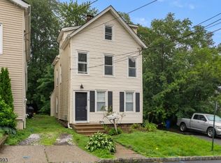 14 Fidelity Pl #2, Montclair, NJ 07042