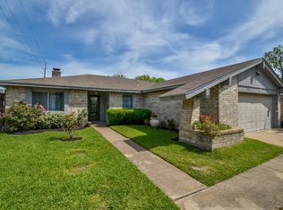 2606 Lower Valley Dr, Houston, TX 77067