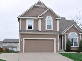 11930 S Clinton St, Olathe, KS 66061