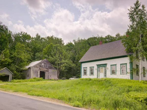 1031 Washington Hill Road, Tamworth, NH 03886
