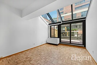 Rented by (Legacy) Elegran