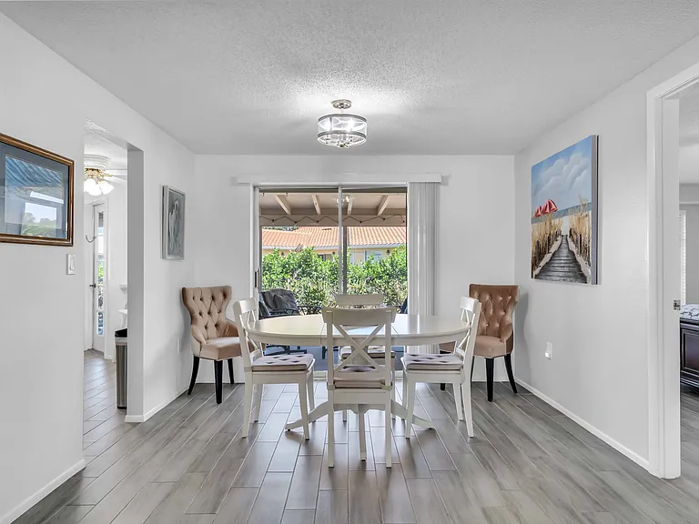 113 Corot Dr — Photo 11
