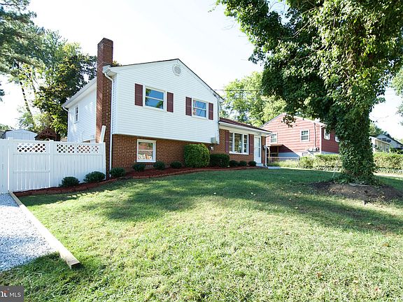 2nd image of 13930 Mathews Dr