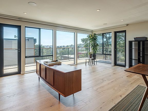2nd image of 35 Hiliritas Ave
