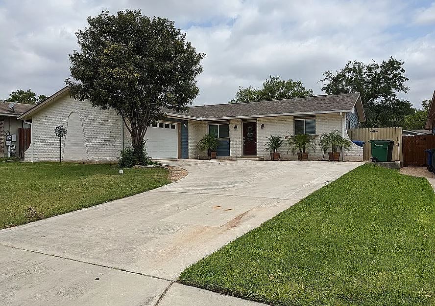 1st image of 4807 Casa Bello St