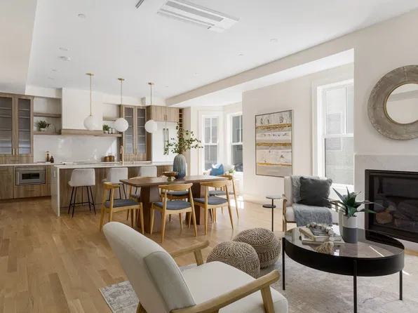 24 Wendell St #1, Cambridge, MA 02138