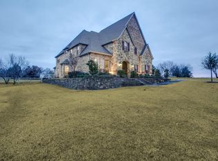 8100 Rose Creek Ct, Burleson, TX 76028