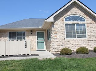 646 Fox Run Cir S, Newark, OH 43055