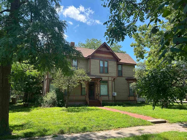 2803 Broadway Ave, Great Bend, KS 67530