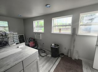 6873 Saline Dr #101-10, Waterford, MI 48329