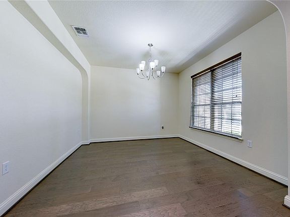 3rd image of 14204 Tyburn Trl