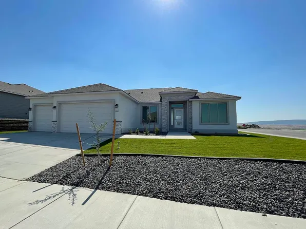 7247 Corsica St, West Richland, WA 99353