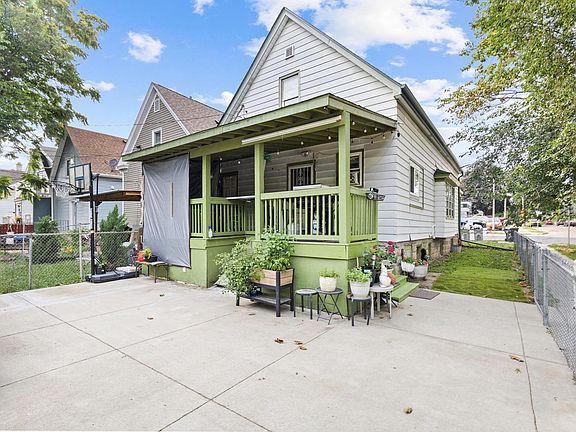2nd image of 2803 W Burnham STREET