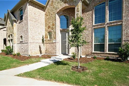 1512 Joy Dr Photo 1