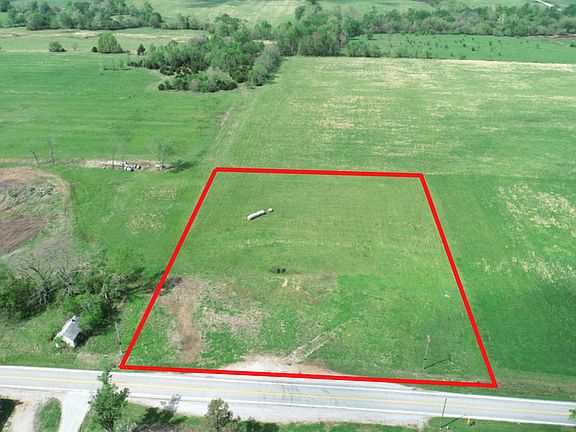 2nd image of 6777 E Highway 32