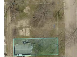 822 W William St, Albert Lea, MN 56007