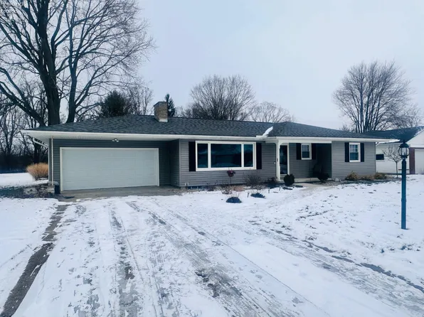 1508 River Dr, Fremont, OH 43420