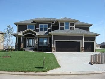 1st image of 2512 NE Bitter Creek Ct
