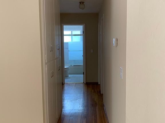 3rd image of 1010 Cranberry Dr