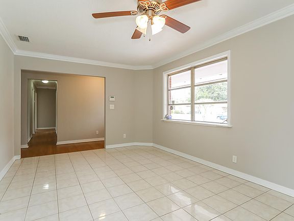4th image of 1534 Sharonhill Dr